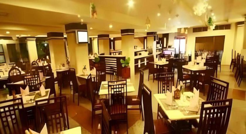 Hotel Banjarmasin International Dış mekan fotoğraf