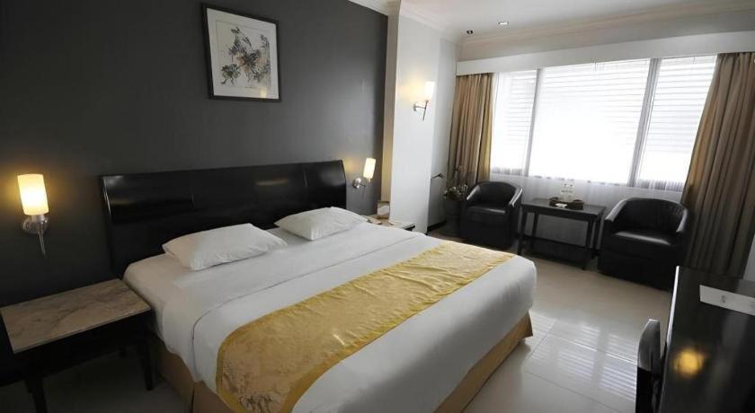 Hotel Banjarmasin International Dış mekan fotoğraf