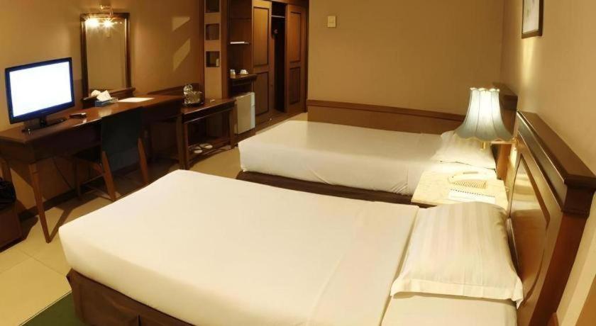 Hotel Banjarmasin International Dış mekan fotoğraf