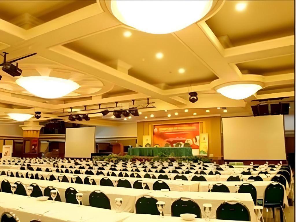Hotel Banjarmasin International Dış mekan fotoğraf